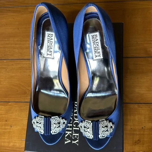 Badgley Mischka 9.5 Davida Deco Blue Satin Heels with Crystal Embellishment - Picture 9 of 12